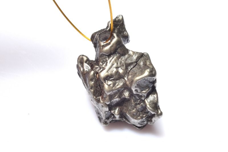 【1点物】アルゼンチン産 カンポ・デル・シエロ(隕石)　20x13mm　原石(トップ穴) ルース ハンドメイド _PC9462