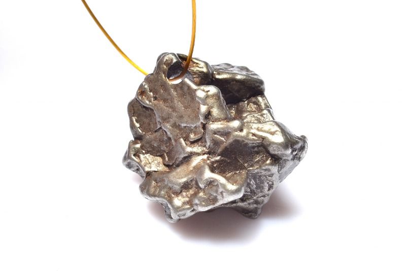 【1点物】アルゼンチン産 カンポ・デル・シエロ(隕石) 18x15mm 原石(トップ穴) ルース ハンドメイド _PC9463