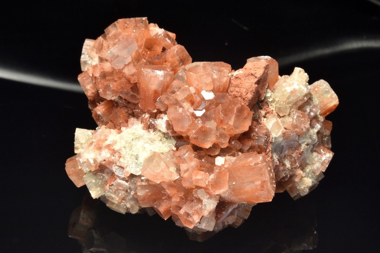  1点物 モロッコ産 アラゴナイト(霰石) 62x55x33mm 原石 _CG7197 宅...