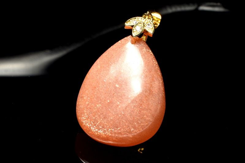 【1点物】まろやかシラー オレンジサンムーンストーン　26x20mm　ドロップ ペンダントトップ アクセサリー _PD291