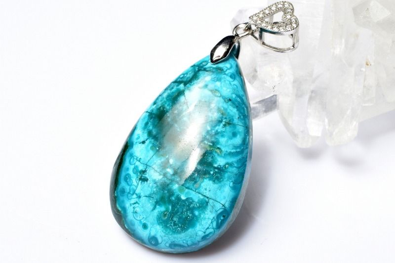 【20％OFF!】【1点物】希少高品質 クリソコラインマラカイト　34x22mm　ドロップ ...