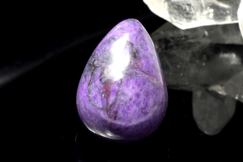 Rakuten - 【20％OFF!】【1点物】高品質◇美しい紫の発色！ スギライト(杉石)　19x14mm　ドロップ ルース ハンドメイド _PD346