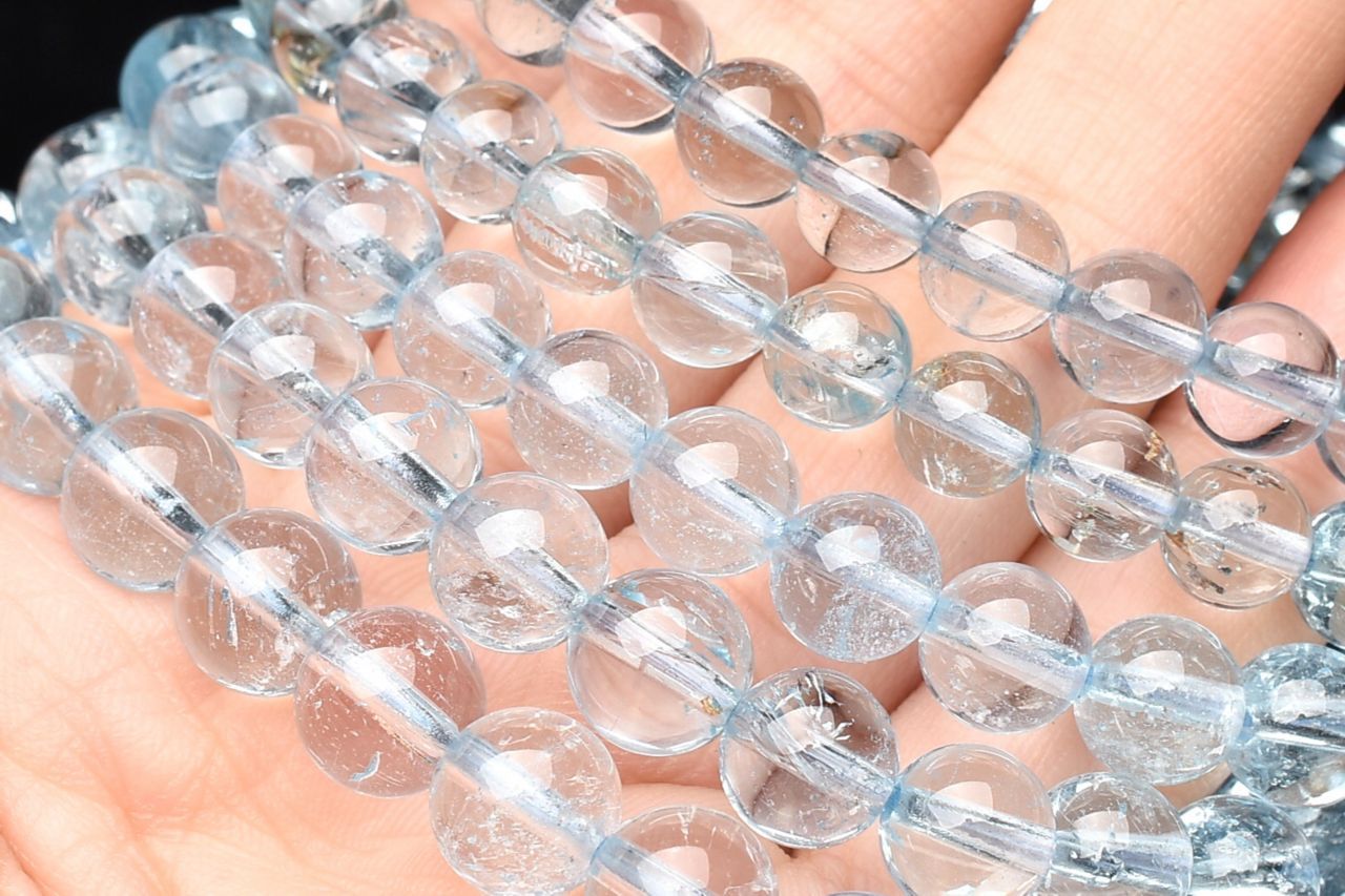 水のような透明感 ブルートパーズ　6.5mm ブレスレット アクセサリー 1個売り _B1569-65