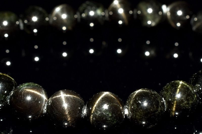 【1点物】希少◇十文字(4条)のスター効果！ ブラックスターダイオプサイト　8.5mm ブレスレット アクセサリー _MC7188