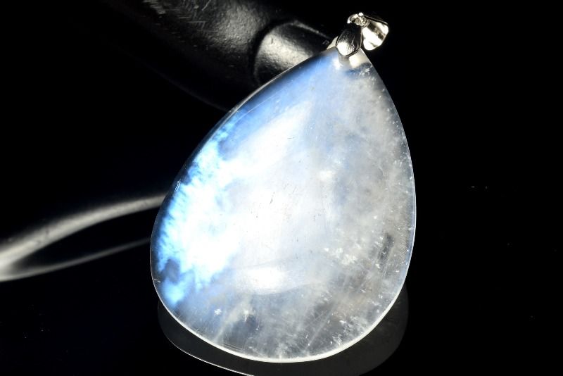 Rakuten - 【1点物】Silver925◇インド産 ブルームーンストーン　36x24mm　ドロップ ペンダントトップ アクセサリー _PD1063