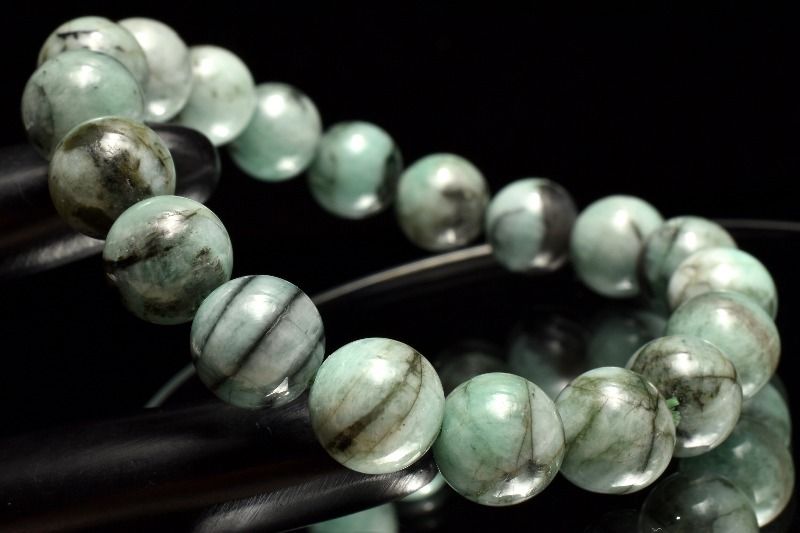 【1点物】ブラジル産 エメラルド　10mm ブレスレット アクセサリー _MC8081