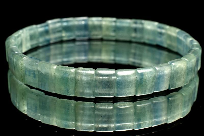 Rakuten - 【1点物】天然◇希少カラー カイヤナイト　5-6x8mm　バングル _MC8664