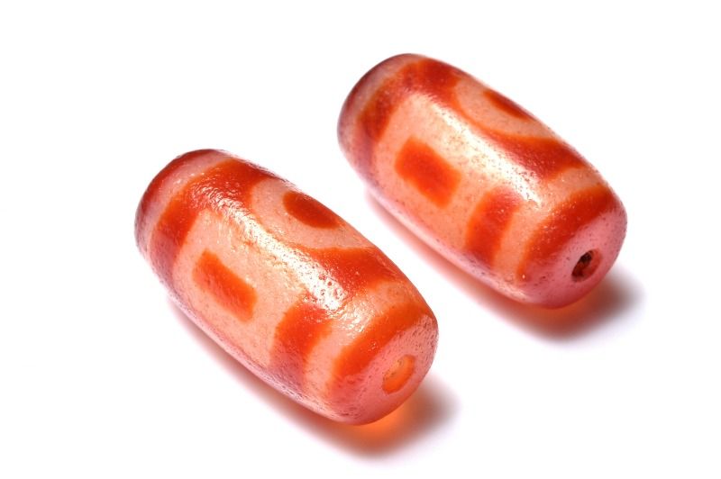 Rakuten - お守りに 赤瑪瑙天珠　24-26x13mm　双天地天珠 ビーズ ハンドメイド 1個売り _PRG2490-6