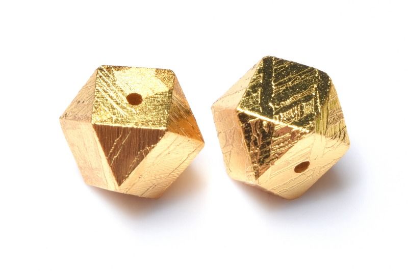 乐天商城 - 高品質◇粒売り アルタイ隕石(メテオライト)　12x12mm　ゴールドコーティング キューブカット ビーズ ハンドメイド 1個売り _PRG2523-12