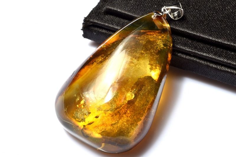 【1点物】Silver925◇植物入り アンバー琥珀　43x29mm　ドロップ ペンダントトップ アクセサリー _PD3106