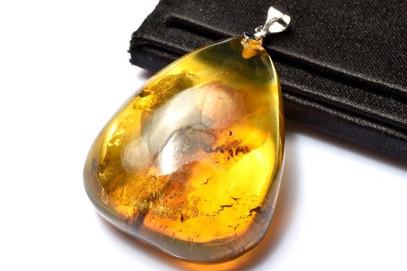【1点物】Silver925◇植物入り アンバー琥珀　40x33mm　ドロップ ペンダントトップ アクセサリー _PD3107