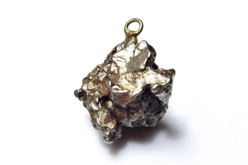 【1点物】アルゼンチン産 カンポ・デル・シエロ(隕石)　19x19mm　原石 ペンダントトップ _PD4325
