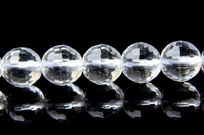 【連売り】128面カット水晶　6mm 1連（約38cm）天然石 パワーストーン ビーズ パーツ _R292