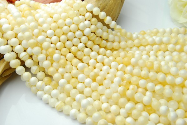 【連売り】ゴールデンシャコガイ　8mm 1連（約38cm）天然石 パワーストーン ビーズ パーツ _R448