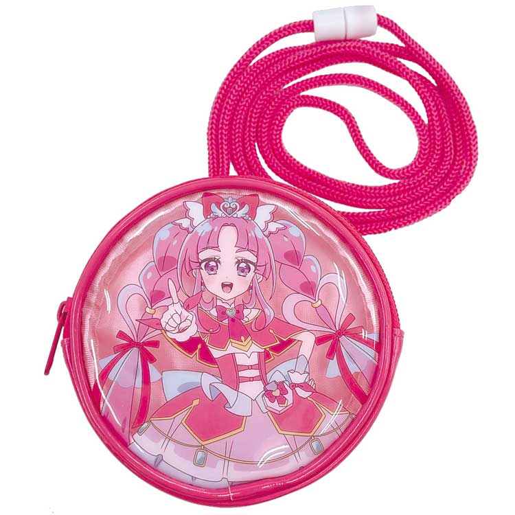 商品仕様【サイズ】約W125×H125×D20mm【素材】PVC、サテン生地【重量】約44g【原産国】中国特記事項※画像はあくまでも商品イメージになります。実際の商品と色や仕様が異なる場合がありますので、予め御了承ください。 ※メーカー希望小売価格はメーカーカタログに基づいて掲載しています。