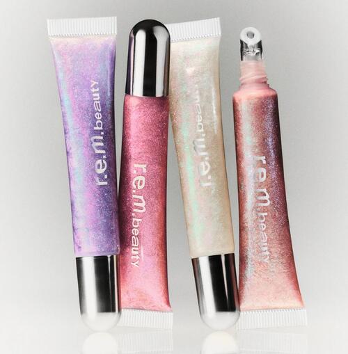 r.e.m. beauty プランプ リップグロス on your collar plumping lip gloss