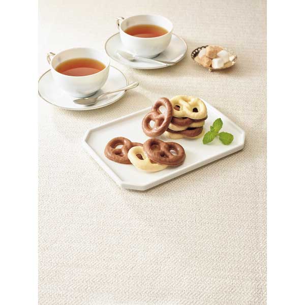 【2025 お歳暮】 ユーハイム チョコプレッツェル