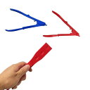 フィッシュグリップ 軽量 ワニグリップ式魚つかみ器 ポータブル 損失防止 コンパクト フィッシュグリップ ワニグリップ 魚つかみ 器具 釣り用トング 魚 ハサミ (2pcs 黒 赤)