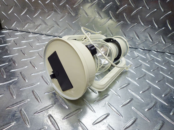 ウォームウール LEDランタン（アイボリー） LEDランプ 照明 アウトドア 非常灯 携帯用ライト 災害 緊急 地震 LEDライト 西海岸風 インテリア アメリカン雑貨通販格安セール情報　楽天　通販