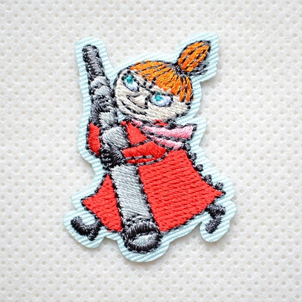 ワッペン アイロン リトルミイ 望遠鏡 ムーミン M01Y2506 ブランド 大人向け 子供向け アルファベット ..