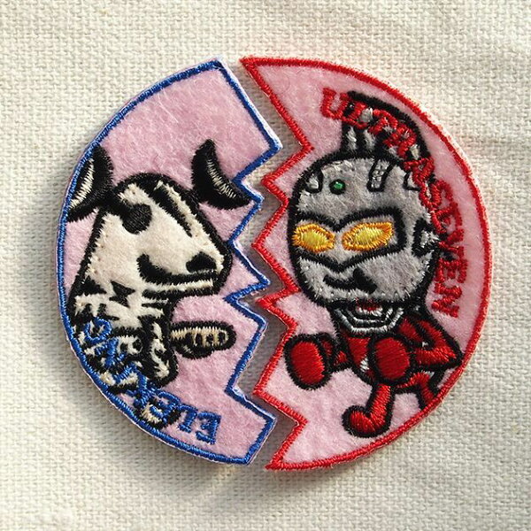 ワッペンウルトラマンシリーズウルトラセブンvsエレキング(2枚組)PU500-PU18アイロンアップリケパッチアルファベットエン