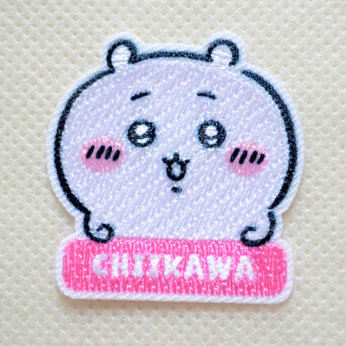 樂天商城 - ちいかわ ワッペン お名前 アルファベット 刺繍 アイロン・シール両用タイプ GW-2003 ブランド ロゴ アルファベット 大人向け 入園 名前 キャラクター
