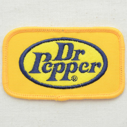 ロゴワッペン Dr Pepper ドクターペッパー(イエロー/レクタングル) LGW-010 アイロン アップリケ パッチ アルファベット エンブレム 通販のサムネイル