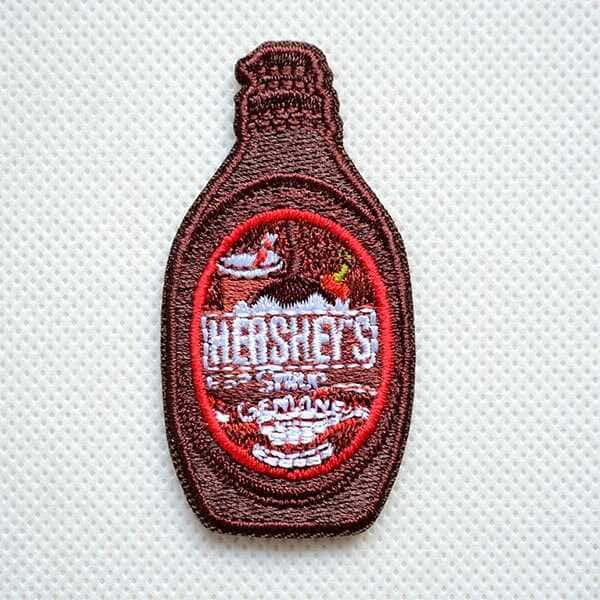 ワッペン ハーシーズ Hershey's チョコレートシロップ MW032 ワッペン アイロン ブランド 通販 アップリケ ブレザー シャツ エンブレム アルファベット イニシャル ミリタリー カンパニー 名前 キャラクター