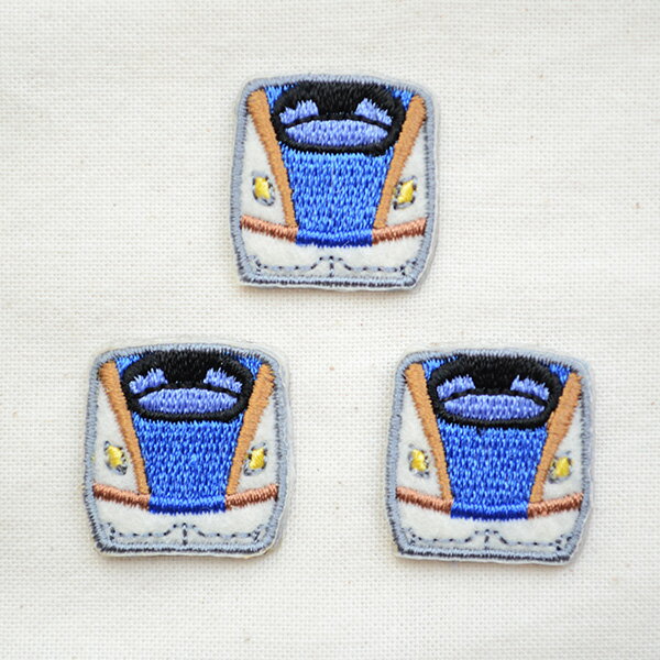 樂天商城 - 新幹線 E7系 かがやき ワッペン トレインミニワッペン 3枚入り シール・アイロン両用タイプ 入園準備 入学準備 目印 アップリケ 刺繍 男の子 鉄道 グッズ パイオニア PTR616