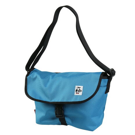 ●素材:リサイクルポリエステル100%●ベトナム製●サイズ:H 21×W 25×D 11cm●容量:約8L●アクティブに動きやすいミニメッセンジャーバッグ●使い終えた古着や工場での生産時に出た残反(生地)を原料にした、100%リサイクルポリエステル「RENU (レニュー)」を採用。耐久性と軽量性を併せ持ち、アウトドアシーンにも気軽に持ち出しできます。●B5サイズ収納可能●500mlのボトルや厚みのあるポーチなど収納可能●本体口:フラップ&バックル仕様●内側:小物用ファスナーポケット●底面にCHUMSロゴプリント●メーカーカラー表記:Dull Blue【商品の購入にあたっての注意事項】※一部商品において弊社カラー表記がメーカーカラー表記と異なる場合がございます。※ブラウザやお使いのモニター環境により、掲載画像と実際の商品の色味が若干異なる場合があります。※掲載の価格・製品のパッケージ・デザイン・仕様について、予告なく変更することがあります。あらかじめご了承ください。2025年秋冬モデル 2025fwmodel チャムス CHUMS エルブレス ヴィクトリア ビクトリア Victoria L-Breath BAG バッグ カバン かばん 鞄 アウトドアカジュアル小物 アクセサリー カジュアルバッグ Men's Mens メンズ めんず 男性 アウトドア レジャー キャンプ カジュアル 肩かけ 斜め掛け commuteB_260114