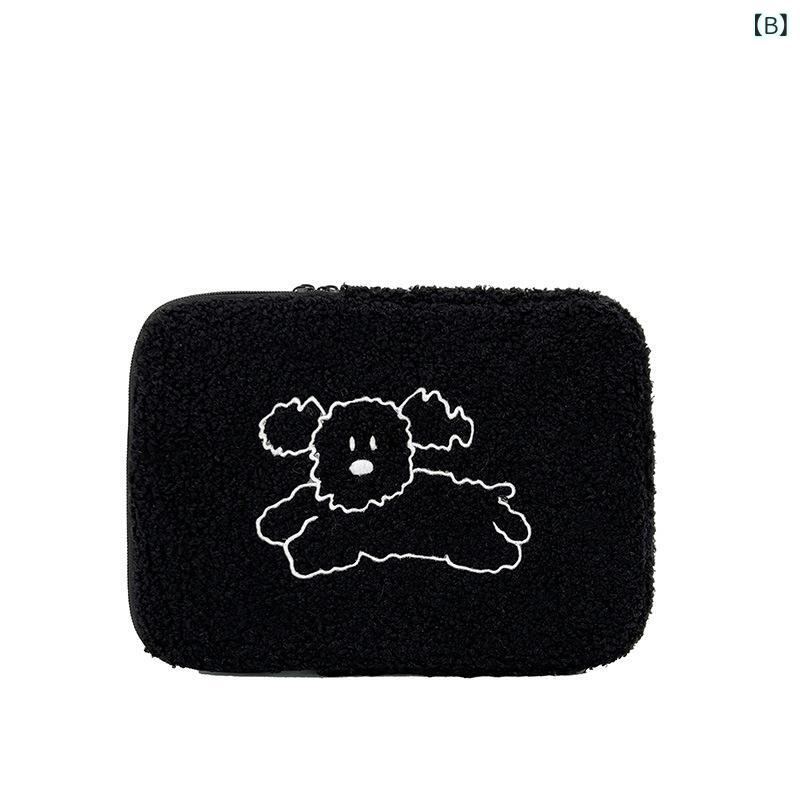 タブレットケース ノートPCバッグ かわいい刺繍小動物 毛绒 韓国 保護カバー 軽量 衝撃吸収 ふわふわ素材 日常使い ポーチ内蔵