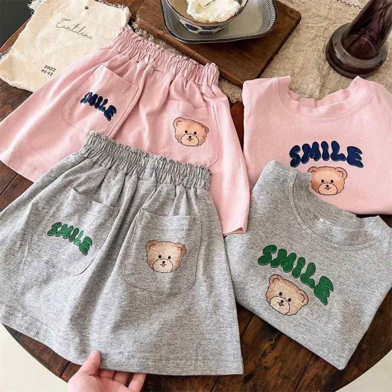 樂天商城 - 女の子 夏用 花柄 プリント 半袖 Tシャツ 膝丈 スカート 2点セット 子供服 ガールズ トップス ボトムス かわいい コーディネート