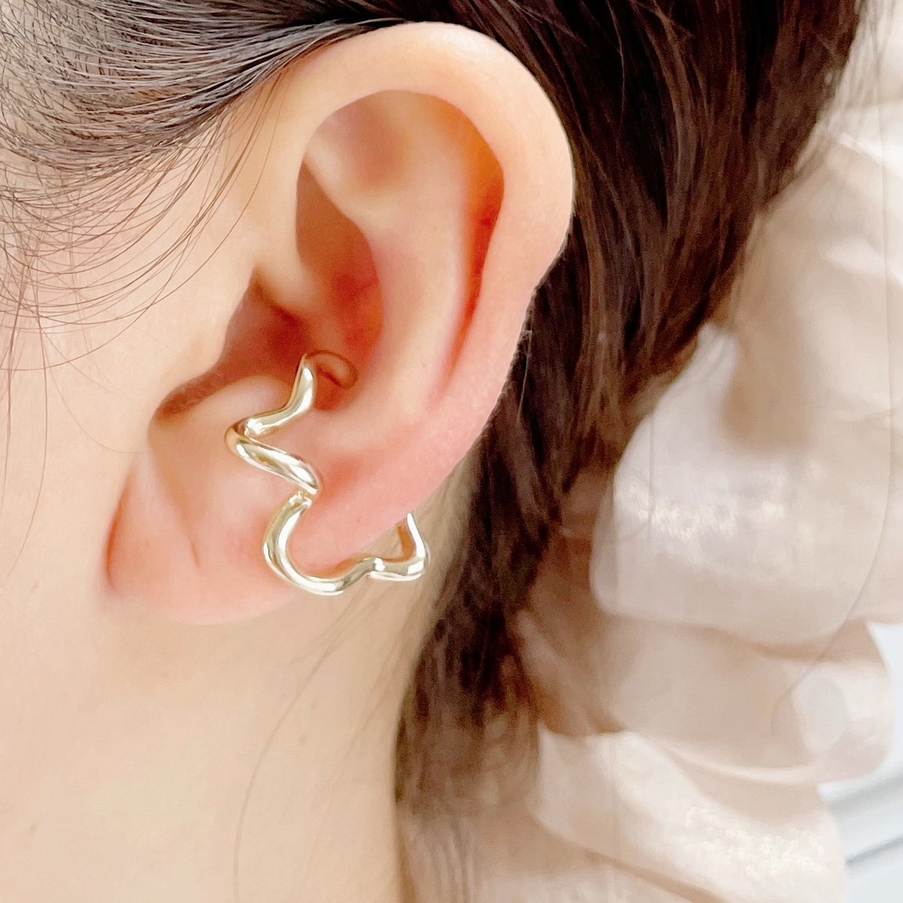 【買いまわりにも♡】　変形　イヤーカフ　フラワー　花　スタイリッシュ　シンプル　きれいめ　華奢　..