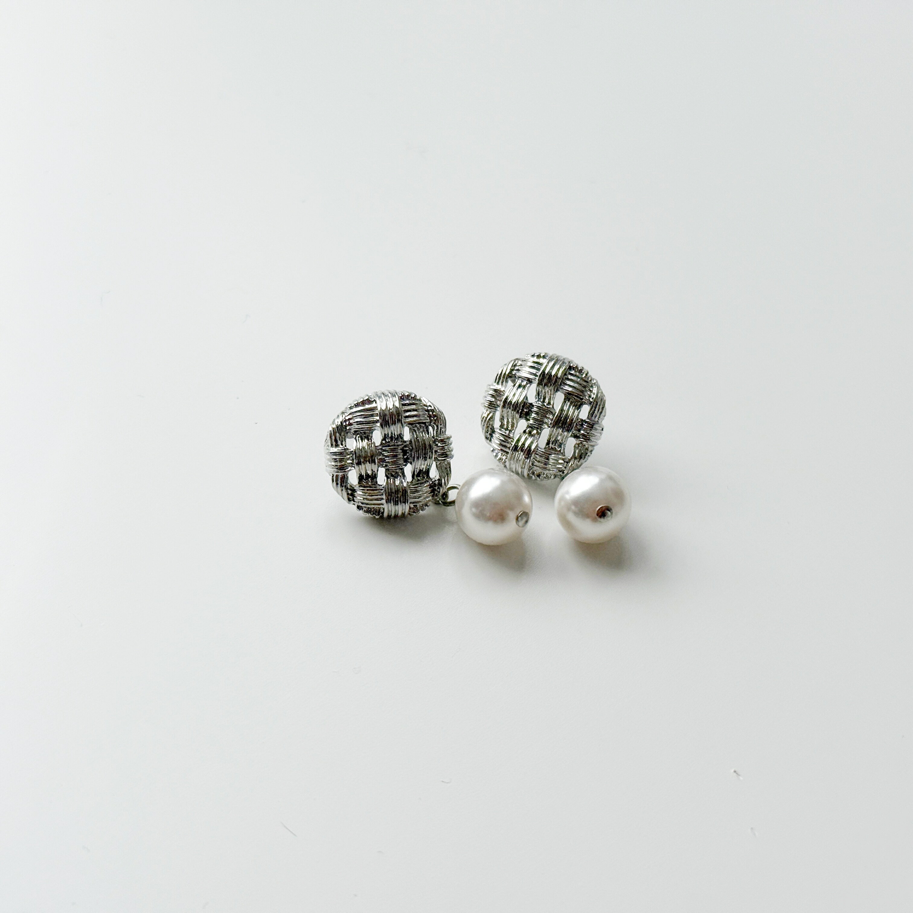 Rakuten - メッシュピアス パールピアス シルバーピアス ボリュームピアス オケージョンピアス 大ぶりピアス 面白ピアス おもしろピアス キレイめピアス メタルピアス シンプルピアス 大きめピアス