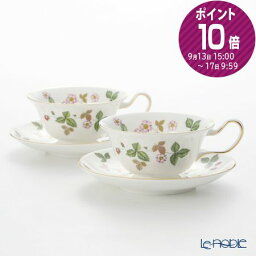 ウェッジウッド ティーカップ 【5/1限定 P10倍】ウェッジウッド (Wedgwood) ワイルドストロベリー ティーカップ＆ソーサー(ピオニー)200ml ペア 【ブランドボックス付】【あす楽】 /// 2客セット おしゃれ 花柄 イチゴ ブランド 紅茶カップ 高級 // ギフト プレゼント 結婚祝い 引き出物 内祝い 母の日