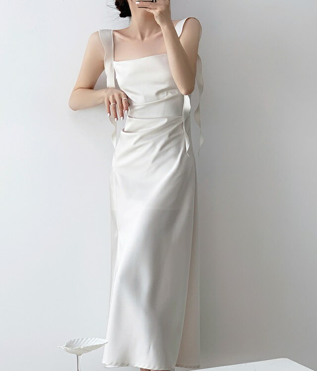 ウェディングドレス ワンピースドレス 結婚式 二次会 花嫁 カジュアル 二次会 カジュアルワンピース 結婚式 ワンピース キャミソール ノースリーブ 無地 シンプル ワンピースドレス 白