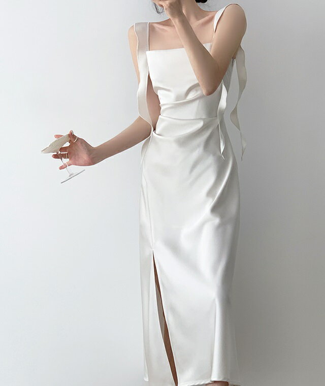 ウェディングドレス ワンピースドレス 結婚式 二次会 花嫁 カジュアル 二次会 カジュアルワンピース 結婚式 ワンピース キャミソール ノースリーブ 無地 シンプル ワンピースドレス 白