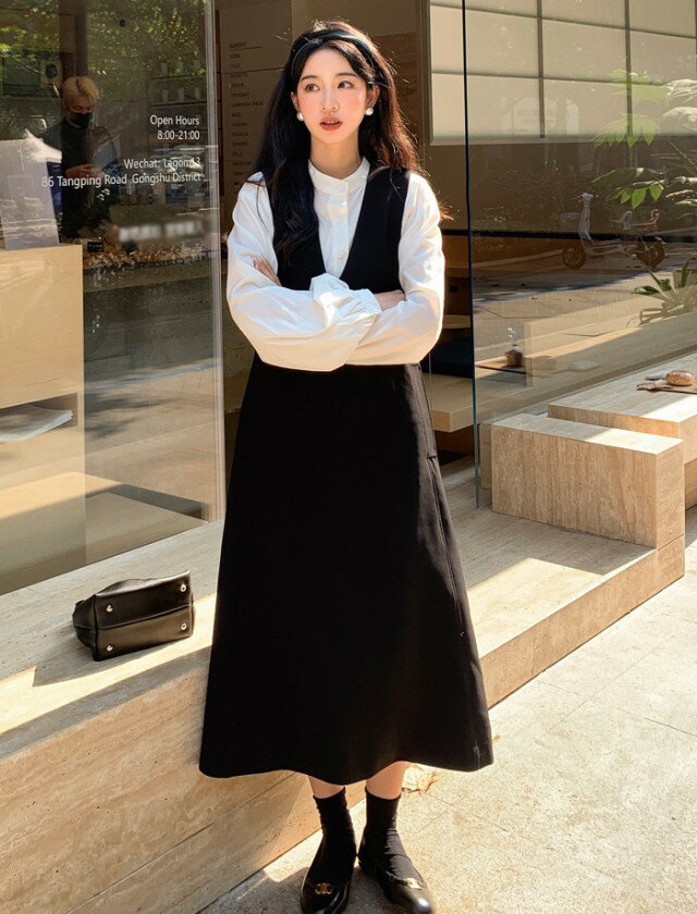 A Line - Vネック ロングワンピース ノースリーブ レディース ロング丈 ミモレ丈 サロペット スカート Aライン フレア ジャンパースカート ジャンスカ 無地 黒 シンプル カジュアル 大人可愛い おしゃれ 韓国 ファッション
