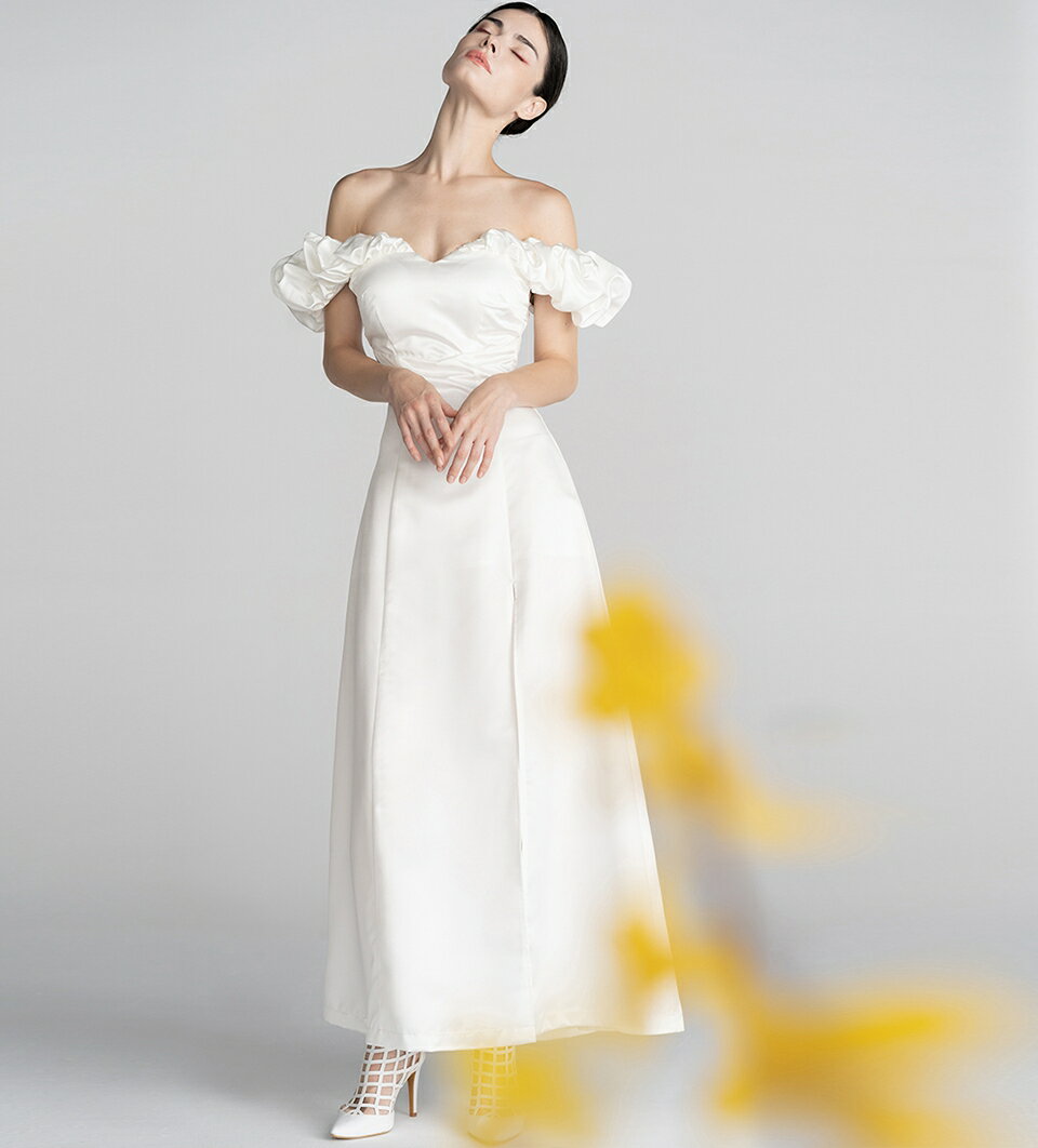 ウエディングドレス 白 ロングドレス オフショルダー 結婚式 花嫁 二次会 ドレス パフスリーブ Aライン スレンダー スリット 背中あき セクシー シンプル