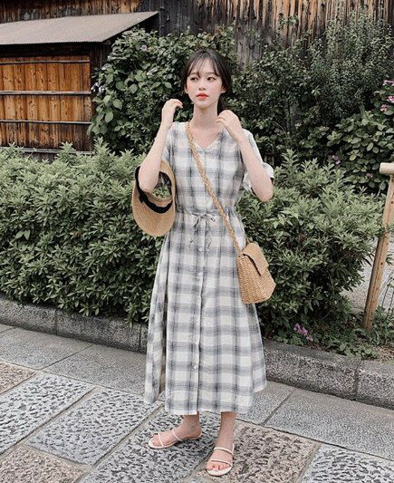 シャツワンピース ロング 半袖 レディース チェック ワンピース 春 夏 Aライン ウエストリボン ウエストマーク ゆったり 体型カバー 大きいサイズ 五分袖 Vネック ノーカラー おしゃれ カジュアル レトロ