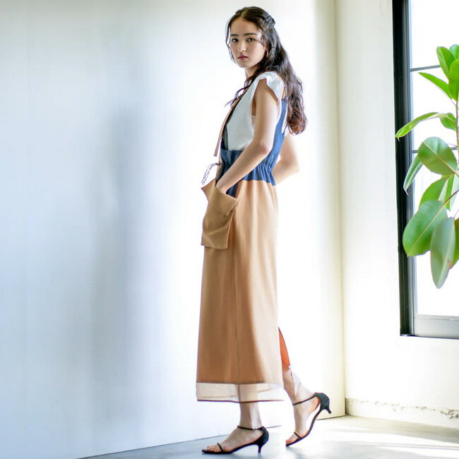 ラリアムー Lallia Mu アウトポケット ジャンパードレス 【ブラック ピスタチオ ジャンスカ ジャンパースカート レディース サロペット スカート ワンピース キャミワンピ ロング 春 夏 無地 ポケット付き 調節可 服 】2512327【正規取扱店】