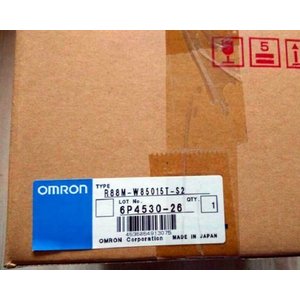 新品　OMRON/オムロン R88M-W85015T-S2 サーボモーター　【保証期間6ヶ月】
