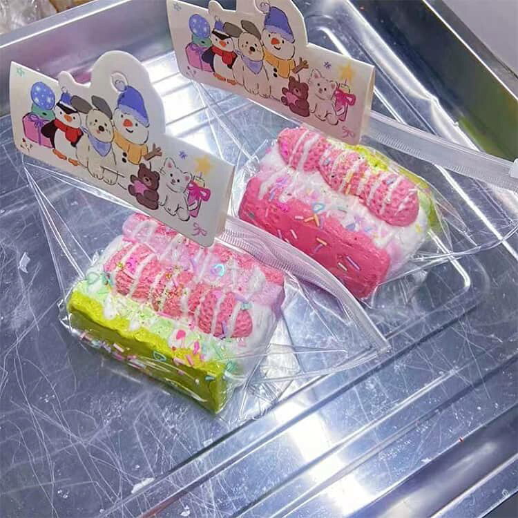 le colzaのケーキおもちゃ ぷにぷに 癒し ストレス解消 手触りが柔らかく スクイーズ スクイーズ 弾力性が高く 伸縮性のあるスティッキーボールおもちゃ デスク用 跳ねるつまむ楽しさ ふわふわ もちもち 癒し プレゼント｜アングル3