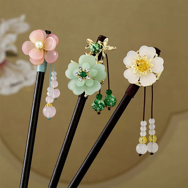 le colzaの髪留め 小花 かんざし 可愛い 花柄 髪飾り 花模様 桜 小菊 和風 2点セット 和装小物 ヘアアクセサリー バラ 2点セット 和装 揺れる おしゃれ まとめ髪 お出かけ 和服 洋服 パーティー 女子会｜アングル3