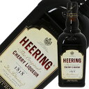 ITEM INFORMATION 自家農園のチェリーから造られる カクテルに欠かせないメジャーな1本 HEERING ORIGINAL CHERRY LIQUEUR ヒーリング チェリー リキュール チェリー・ヒーリングは、サクランボを主原料の1つとして作られる、チェリー・リキュール（チェリー・ブランデー）の銘柄の1つ。 類似品のチェリー・リキュールが各社から発売されたため、差別化のためにピーター・ヒーリングと改称していた名残りで、現在でもピーター・ヒーリングと呼ばれる場合があります。 このリキュールは、1818年にデンマークのコペンハーゲンにて、ピーター・フレデリック・サム・ヒーリングによって製品化されました。 その後、1970年代には生産場所をデンマークのダルビー（ダブリン）に移し、ここの自家農園にある13万本余りのサクラの木から収穫されたサクランボを使用して製造するようになりました。 チェリー・ヒーリングは、そのままストレートで飲まれる他にも、有名カクテルにも使用され、製菓にも使われています。 商品仕様・スペック 生産者サントリー 生産地デンマーク タイプリキュール 原材料チェリー 内容量700ml 度数24.00度 ※ラベルのデザインやヴィンテージが掲載の画像と異なる場合がございます。ご了承ください。※アルコールとアルコール以外を同梱した場合、楽天のシステム上クール便を選択できません。クール便ご希望の方は、備考欄の「その他のご要望」に記載ください（クール便代金 324円（税込））。