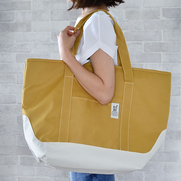 普段のお買い物はもちろん レジャーにも 保冷バッグトートlサイズ 大容量サイズ エコバッグとしてもおすすめ 男女兼用で家族皆で使える 保冷バッグ 大容量 Big Bee クーラートートバッグ L 大きい おしゃれ スポーツ 保冷 かわいい 男女兼用 大 ファッションなデザイン