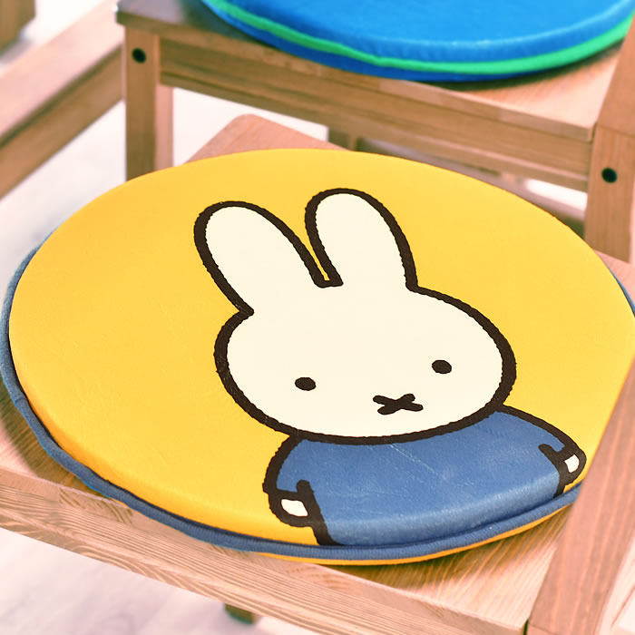 ミッフィー miffy シートクッション サークル 車 かわいい 北欧 車 後部座席 低反発 ライオン イヌ いす用 リンゴ イエロー おしゃれ 丸 円 座り心地 可愛い 子供 ドライブ プレゼント