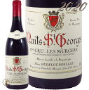 Information 商 品 名name Alain Hudelot Noellat Nuits Saint Georges 1er Cru Les Murgers 2020 蔵 元wine maker アラン・ユドロ・ノエラ / Alain Hudelot Noellat 産 地terroir フランス/France＞ブルゴーニュ地方/Bourgogne＞コート・ド・ニュイ地区/Cote de Nuits＞ニュイ・サンジョルジュ村/Nuits Saint Georges 格 付 けclass A.O.C ニュイ・サン・ジョルジュ プルミエ・クリュ / Nuits Saint Georges 1er Cru ヴィンテージvintage 2020年 品 種cepage ピノ・ノワール100％ 種 類 / 味わいtype/taste 赤red / 辛口dry 容 量net volume 750ml 輸 入import 正規輸入代理店現在、ブルゴーニュで注目を集めるドメーヌ、「アラン・ユドロ・ノエラ」。かつてはブルゴーニュ屈指のドメーヌとして、 かのアンリ・ジャイエに並ぶ実力を持っていたと言われる”シャルル・ノエラ”の畑の一部を引き継いでいる事でも知られています。 シャンボール・ミュジニーに生まれた、アラン・ユドロが1964年に、オディル夫人と結婚をしたことから、ドメーヌの歴史は始まります。 アラン・ユドロはシャンボール・ミュジニーとヴージョに畑を所有し、二人は1964年にヴージョにドメーヌを構えました。 オディル夫人の旧姓がノエラ。先に書いた名門ドメーヌ、シャルル・ノエラの孫娘で、1978年にノエラ家のブドウ畑の1/4を相続し、 ドメーヌにヴォーヌ・ロマネの錚々たる偉大な畑が加わることになります。 リシュブール、ロマネ・サン・ヴィヴァン、ヴォーヌ・ロマネ1級マルコンソール、レ・スショ、ボーモン、そしてクロ・ド・ヴージョと珠玉のクリマが加わりました。 残り1/4の畑は、アンドレ・ノエラと結婚した「ジャン・ジャック・コンフュロン」が相続、 シャルル・ノエラに半分が残った所有畑は1988年にかの「ドメーヌ・ルロワ」に売却されています。 （このことから、アラン・ユドロ・ノエラの畑の多くは、ルロワ、ジャン・ジャック・コンフュロンの畑に隣接していることが多い。 すなわち、ドメーヌ・ルロワに比肩するワインを生み出す偉大なクリマであると言えます。看板ワインである、 ロマネ・サン・ヴィヴァンの畑の北隣はコンフュロン、その北隣がルロワ、南隣はドメーヌ・ド・ラ・ロマネ・コンティという立地。） 現在、ワイン造りを行っているのが、ドメーヌの創始者、アラン・ユドロ氏の孫、シャルル・ヴァン・カネット氏。 1988年にランスで生まれ、2006年に高校を卒業する際、アラン・ユドロ氏からのドメーヌを継いで欲しいという打診を受け、ブルゴーニュにやってきました。 ボーヌの醸造学校で1年間学び、2007年からドメーヌ・ジャン・ルイ・トラぺで研修を受け、2008年にドメーヌに参画しました。 ブドウ栽培はリュット・レゾネですが、果実の表現を追求し、2011年ヴィンテージにはカレンダーに則り、ビオ・ディナミにも挑戦、 ピュアで透明感のある滋味深いワインが出来上がりました。しかしながら、認証を取ろうとは考えておらず、品質の確かなワインを造ることを最優先に考えています。 醸造においては、アラン・ユドロの時代は完全除梗でしたが、シャルル氏は、2011年に一部のクリマ、2012年には全クリマにおいて20%の全房発酵を行っています。 ブドウの実だけでなく、その「果梗(茎)」ごと発酵させて造る醸造方法です。全房発酵で造られるワインは、より複雑な表情を持ち、高い長期熟成能力を持つ傾向にあります。 年間を通して常にブドウ樹に手をかけなければ、高品質なワインは得られません。畑の土は伝統的な手法で耕され、春から秋にかけては、働き手の大部分が摘葉や房の間引きなどのグリーン作業に動員されます。ブドウが完全に熟したら、手摘みで収穫します。 サンテステフのこの優れたテロワールから生まれるワインには、パワーは常に備わっているので、それ以上加える必要はありません。醸造責任者の仕事はソフトなタンニン、フレッシュさ、自然なアロマを保つこと、即ち原料であるブドウそのものを生かすことです。ワインは18〜20ヶ月の間、新樽で熟成されます。清澄作業は数年前に、卵白を用いた方法に戻しました。 2012年ヴィンテージからは「ドメーヌ・アラン・ユドロ」名義のワインに加え、自社畑以外の購入したワイン及びマストから仕立てるキュヴェを「シャルル・ヴァン・カネット」という名義でリリース。「アラン・ユドロ・ノエラが所有していない畑から、より良いワインを造りたい」という情熱から、特級畑、一級畑という上級キュヴェにこだわり、自分自身の名を冠してワインを造り始めました。 畑仕事をきちんとしているブドウ生産者を厳しくチェックし、厳選した生産者より原料ワインを購入。グランクリュは各1,2樽ほどしか生産しない希少品。また高品質のブドウ、ドメーヌワインと変わらないフィロソフィーに徹底したこだわりを持つため、ブドウの品質にヴィンテージによって、品質が良くない年は原料ワインを買わない場合もあるので、手掛けるアペラシオンはヴィンテージにより変わることもありますが、現在ではドメーヌ名義のヴォーヌ・ロマネの偉大な畑に、シャンベルタン、シャンベルタン・クロ・ド・ベーズ、シャルム・シャンベルタン、ボンヌ・マール、コルトン・シャルルマーニュ、コルトン・レナルド、ムルソー・シャルムなど錚々たるラインナップを手掛けています。 これらのキュヴェも含め、シャルル氏のワインは今後益々の注目を集めていく事になるでしょう。 ※インポーター様資料より