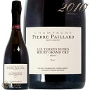 Information 商 品 名name Pierre Paillard Les Terres Roses Bouzy Grand Cru Extra Brut 2010 蔵 元wine maker ピエール・パイヤール / Pierre Paillard 産 地terroir フランス/France＞シャンパーニュ地方/Champagne 格 付 けclass A.O.C シャンパーニュ / Champagne ヴィンテージvintage 2010年 品 種cepage シャルドネ64％ , ピノ・ノワール36％ 種 類 / 味わいtype/taste 泡Champagne / ロゼrose / 辛口dry 容 量net volume 750ml 輸 入import 正規輸入代理店 フィラデス1768年からブジーでブドウ栽培に携わるピエール・パイヤールは、この村に深く根差す生産者です。レコルタン・マニピュランとして現在の醸造所を設立したのは、戦後間もなくの1946年。現在は、8代目となるアントワーヌとカンタン・パイヤール兄弟を中心にシャンパーニュを生産しています。 彼らの畑で最も特徴的なのは、所有畑が全てブジーにあること、そしてシャルドネの栽培比率が高いことです。ピノ・ノワールのグランクリュとして有名なブジー全体では、作付面積の89％をピノ・ノワールが、11％をシャルドネが占めますが、ピエール・パイヤールでは、11haある所有畑の3割以上となる4haにシャルドネが植えられています。パイヤール家では、ブジーのブドウのみから造られるパワフルなシャンパーニュの中にフレッシュさとエレガンスをもたらすため、この村では例外的に高いシャルドネ比率を代々受け継いできました。 もうひとつ、ピエール・パイヤールのアイデンティティの要となるのが、ふたつの単一畑、レ・マイユレットとレ・モトレットです。前者にはピノ・ノワールが、後者にはシャルドネが植えられており、これらの古樹の区画はピエール・パイヤールの『母なる畑』と呼ばれています。長年、植樹はセレクション・マッサールで行っていますが、その苗木には必ずレ・マイユレットとレ・モトレットのブドウの枝を用いるためです。ドメーヌのスタイルとそのベースとなるブドウの遺伝子を後世に伝える役割を担う重要な畑です。また、これらの畑のワインは単独で瓶詰めされており、単一品種でこのグランクリュの魅力を純粋に表現したブラン・ド・ノワールとブラン・ド・ブランとしてリリースされます。 ブドウ栽培は20年前からリュット・レゾネで行っており、自然の野草で覆われたブドウ畑では、ここ15年間、化学肥料を一切使っていません。病害虫への対策は防除を基本とし、薬剤の使用は最小限に抑えています。ビオディナミやビオロジックの手法も取り入れつつありますが、土壌とブドウの樹のバランスを保つことが目的であるため、ビオ認証にはこだわらない。また、植樹の際には土壌をリセットさせるために、畑を丸2年間休耕させています。 醸造は区画と品種に分けて行い、発酵槽には主にステンレスタンクを使用。一部のワインにはコンクリートタンクも用いている。アルコール発酵後、全てのベースワインはマロラクティック発酵を経て、澱とともに8ヶ月と長期間熟成させるのが特徴です。瓶詰後の熟成も長く、最低42ヶ月。19世紀に建造された熟成用セラーは地下16メートルにあり、年間を通じて室温が10度に保たれています。 ベターヌ＆ドゥソーヴでは2ツ星獲得、シャンパーニュの世界的権威であるワイン評論家のトム・スティーヴンソンは彼らのシャンパーニュ全てをおすすめと評しています。 ※インポーター様資料より