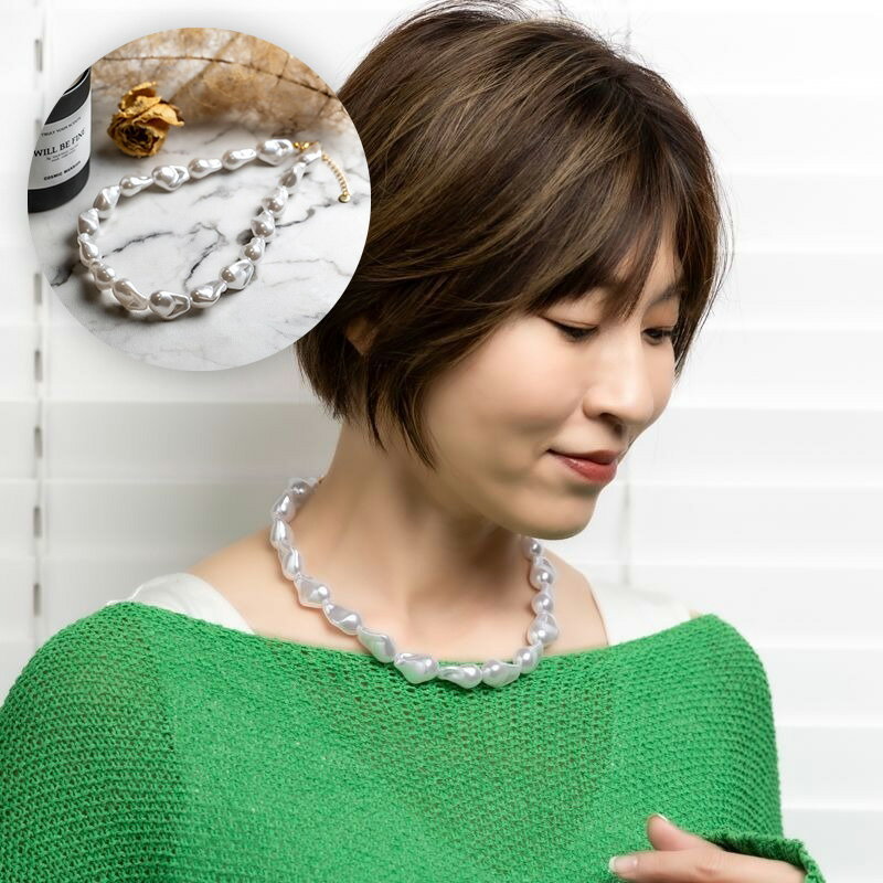 ビスコーニュバロックパールネックレス ゴールド 大ぶり 華やか イミテーションパール ホワイトパール 軽い ボリューム 大人 ベーシック おしゃれ レディース ママ 女性 プレゼント 上品 誕生日 ギフトのサムネイル